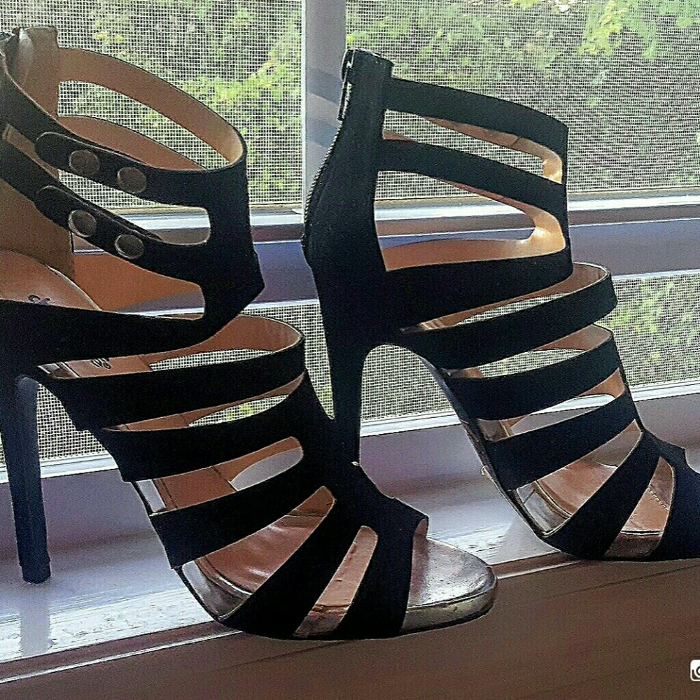 Ladies size 8 Charlotte Russe shoes